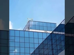 Parete di tenda con telaio semi nascosto